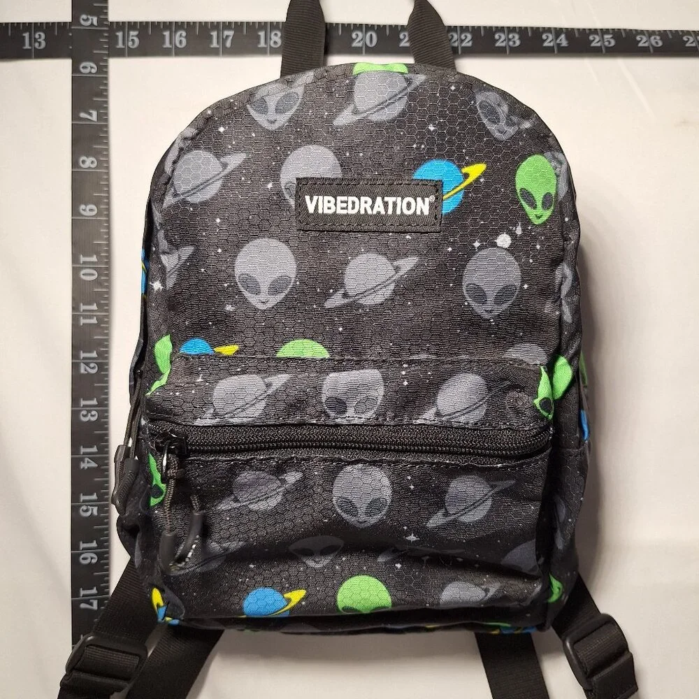 Vibedration Hydration Backpack w/o bladder - Small Size - Aliens - Used